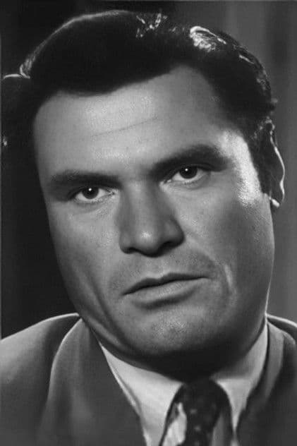 Никола Дадов