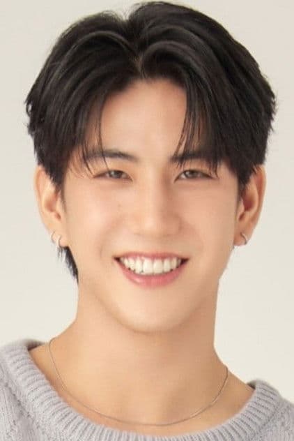 ทวินันท์ อนุกูลประเสริฐ