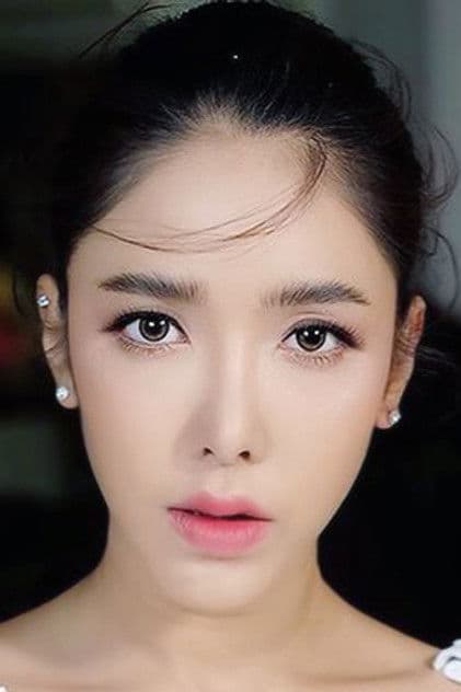 Ellely Kamonwan Srivilai