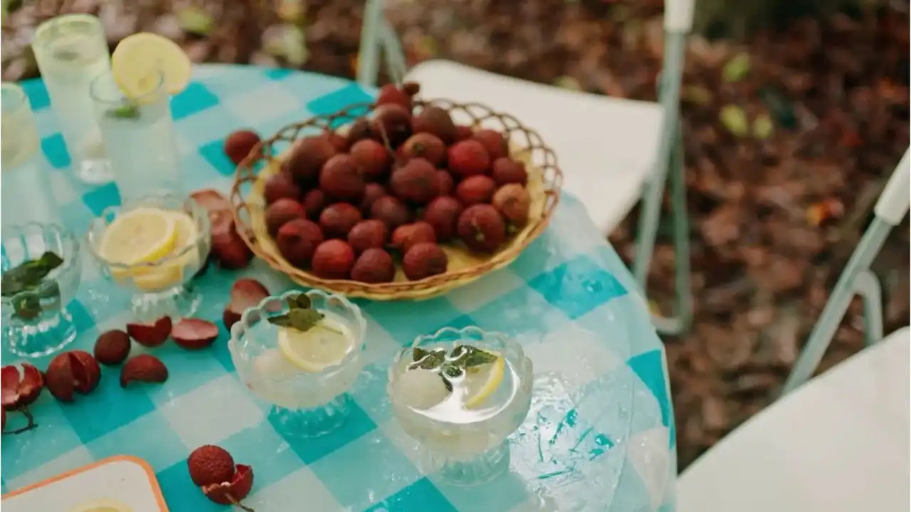 Secrets Happened on the Litchi Island