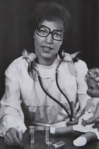 Frau Puppendoktor Pille